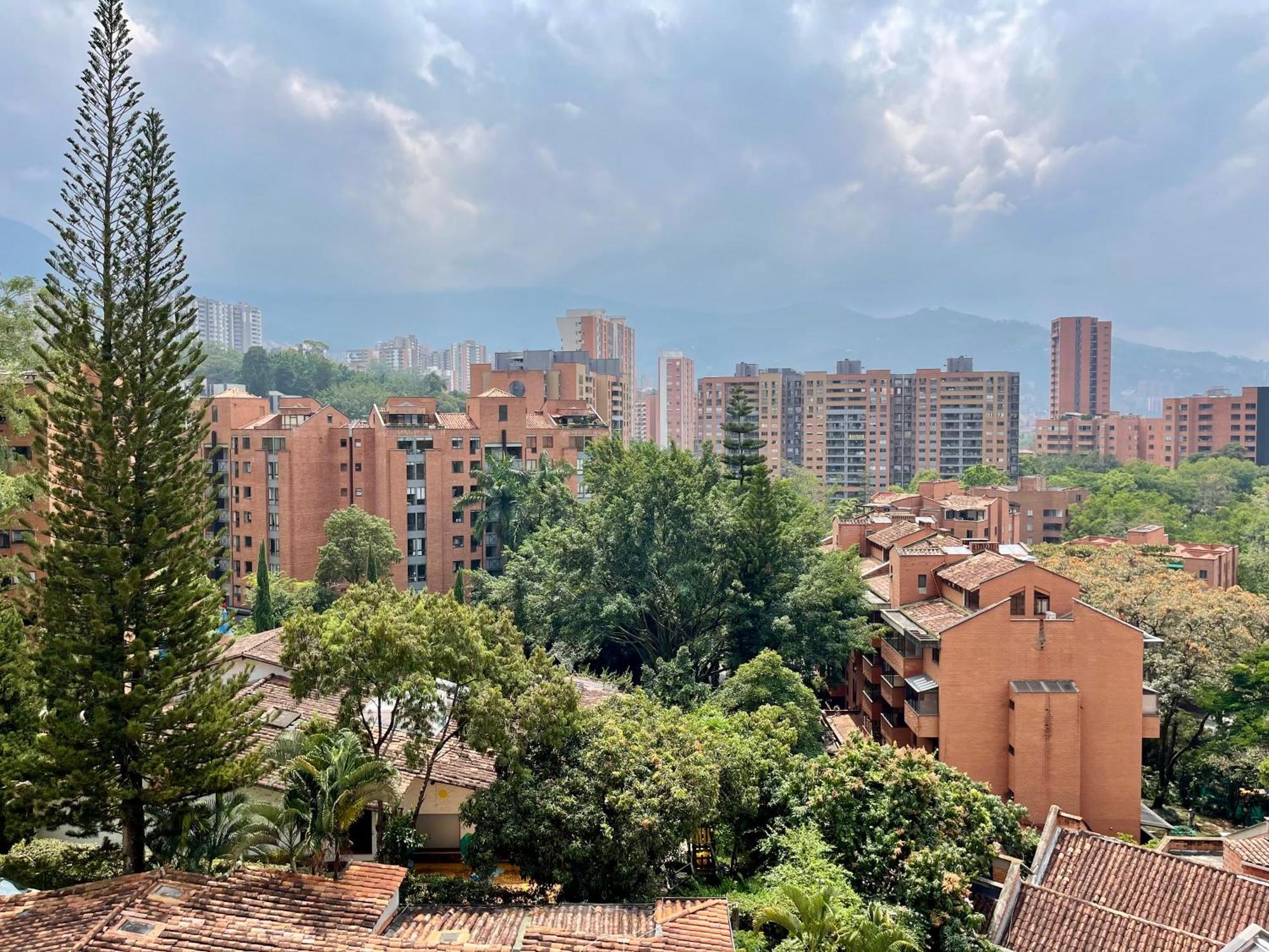 Modern Furnished Loft In El Poblado * Medellín